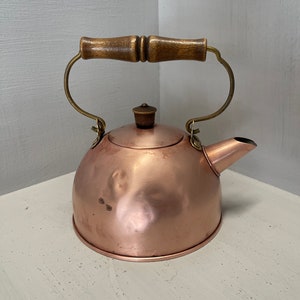 Vintage 1 Quart Revere Ware Solid Copper Tea Kettle. Rome NY