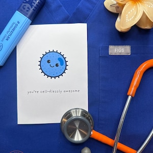 Cartes de remerciement pour soins de santé | Carte physique 5x7 | Infirmière, médecin, précepteur et plus | 8 modèles de Punny disponibles | Cardsiologie