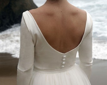 Silk wedding top with sleeves lined with soft cotton, Elegant, minimalist bridal top, Chic winter wedding dress, Autumn wedding - Canna Top