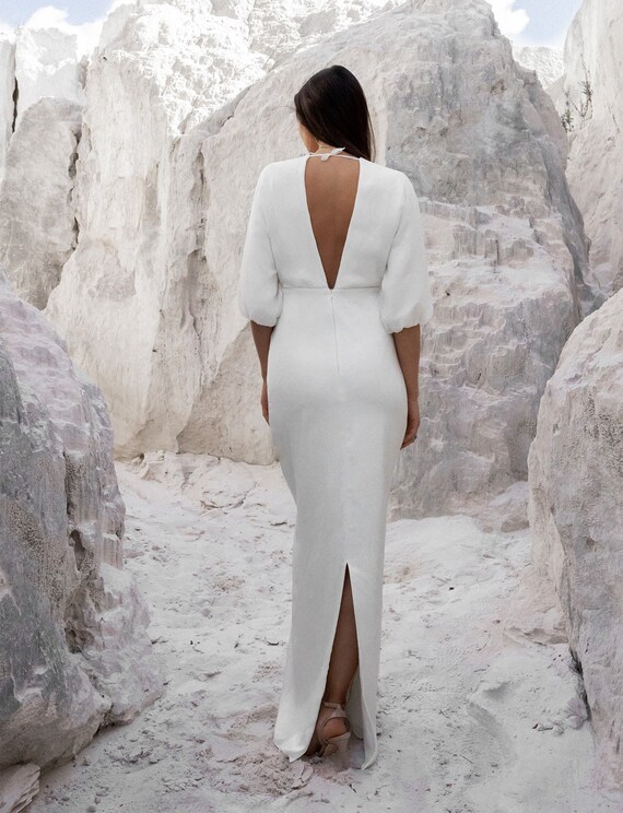 Elegant slim wedding dresses 2025