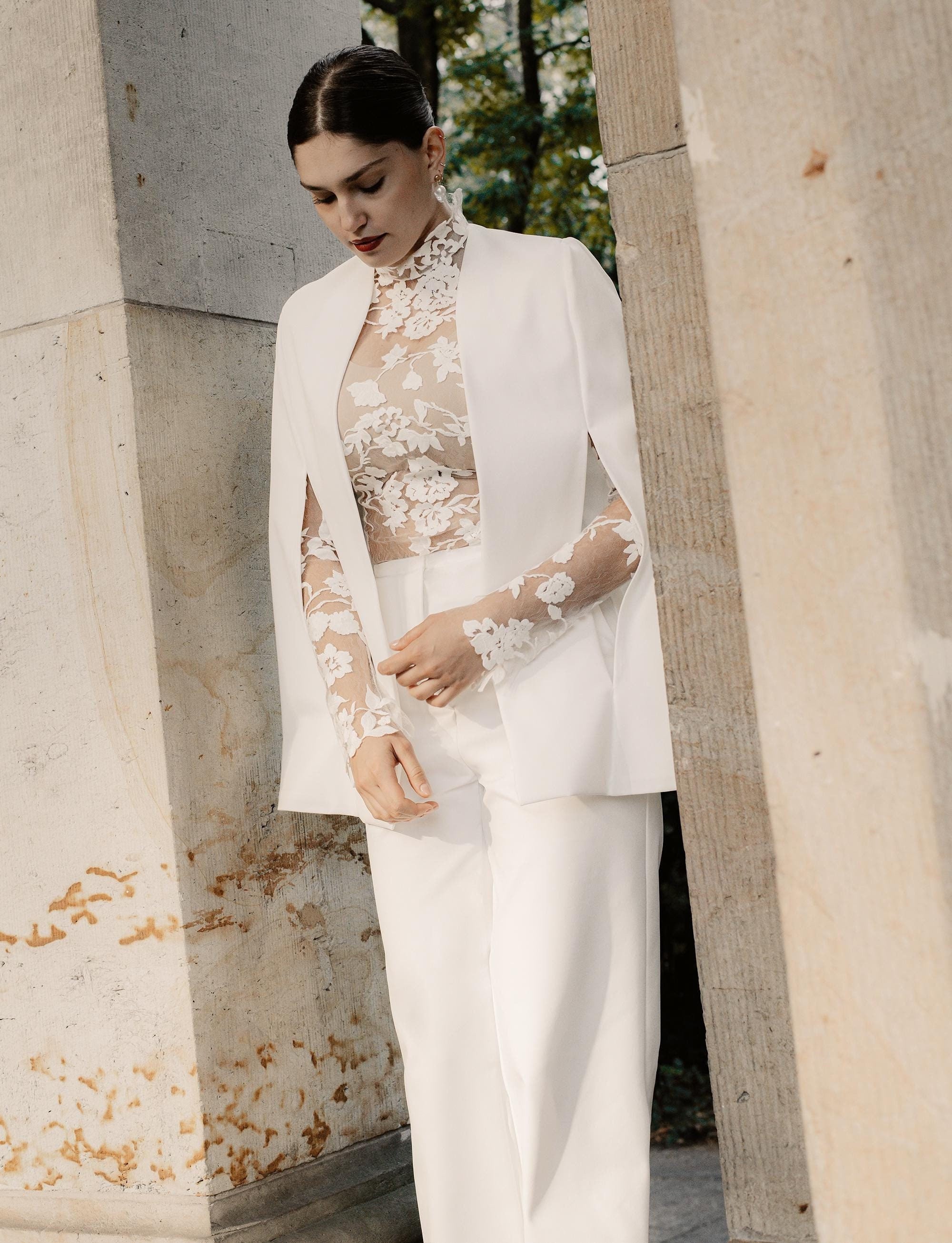 robe cape blazer