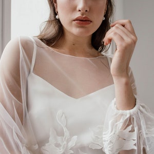 Brauttop mit besonderer Spitze, moderne Alternative zu Brautbolero oder Hochzeitsjacke, Brautumhang, Brautkleid langarm Spitze Holly Top Bild 3