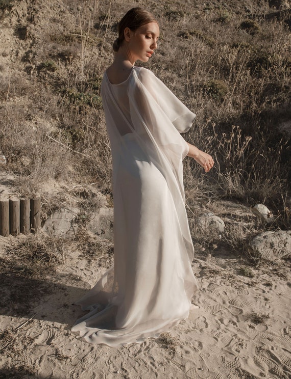 Brautcape aus Seide, Brautjacke für Hochzeit, Bolero für Brautkleid, einfacher Brautumhang aus Seidenchiffon  - Mina Cape