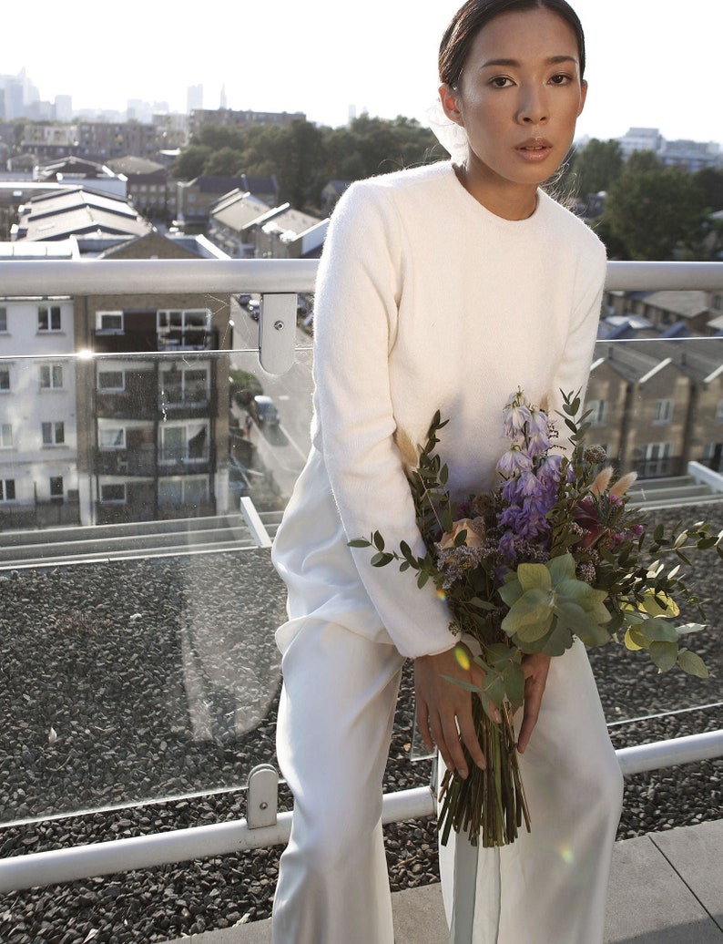 Hochzeit Pullover aus Wolle, Braut Oberteil aus Strick für Winterhochzeiten, Schlichtes Brautkleid zweiteilig mit langen Ärmeln Poppy Top Bild 4