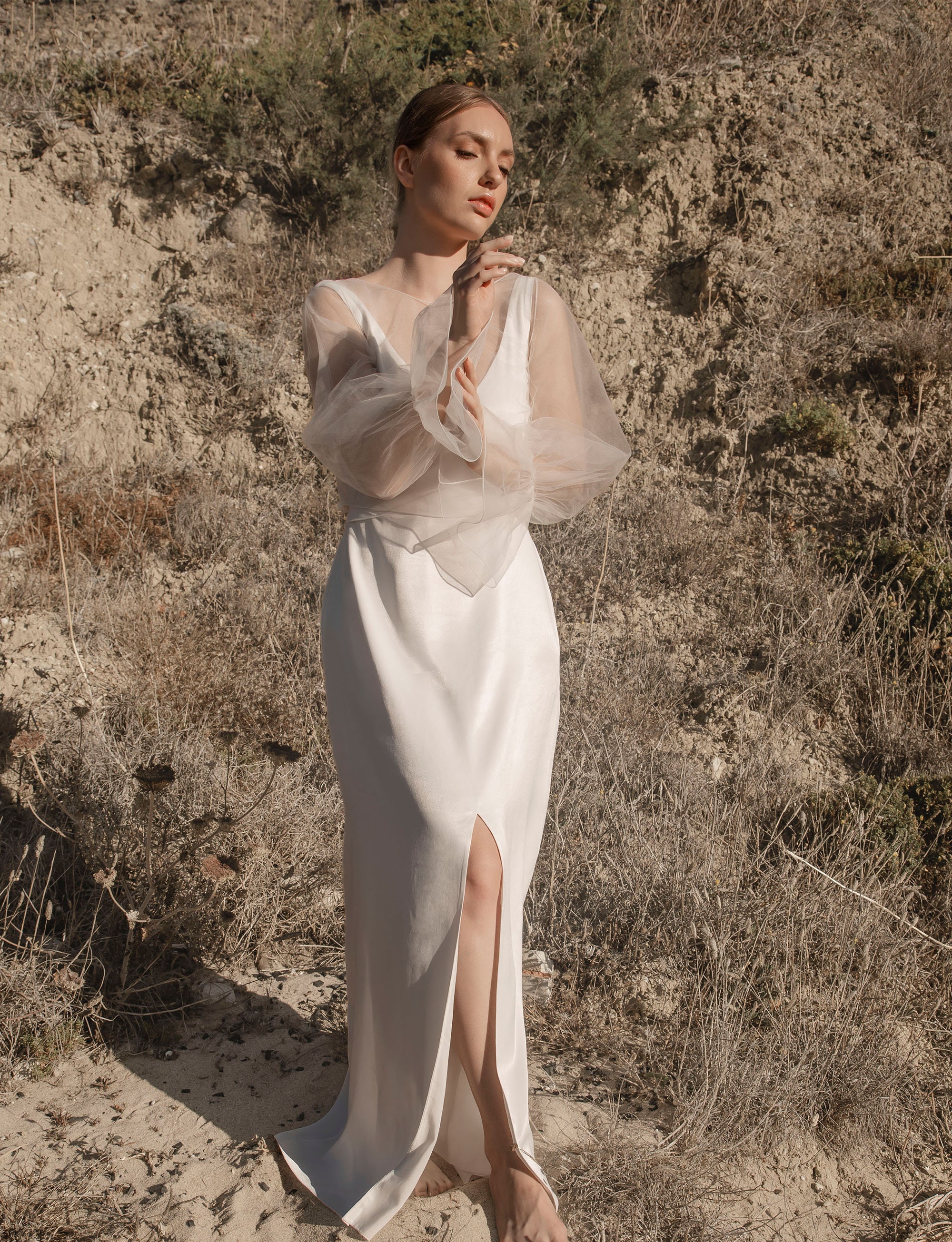 Tulle Wedding Topper with Long Sleeves, See Through Bridal Crop Top with V Back, Sheer Wedding Dress Topper with Puffy Sleeves - Aralia Top
