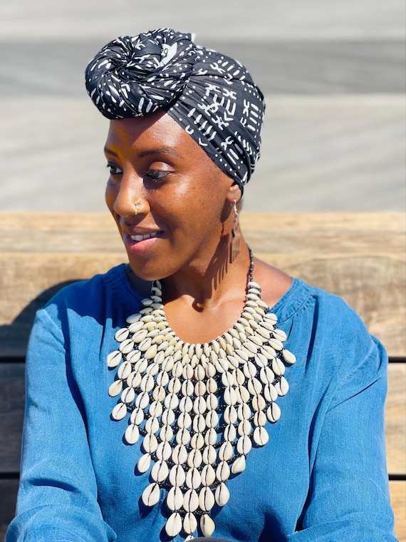 Etsy cowrie deals shell necklace