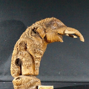 Elefant Holzschnitzerei aus Bambuswurzel