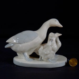Vintage porcelain goose figurine, Porcelain Bird Statue, Goose Figure Collectable, hand painted,