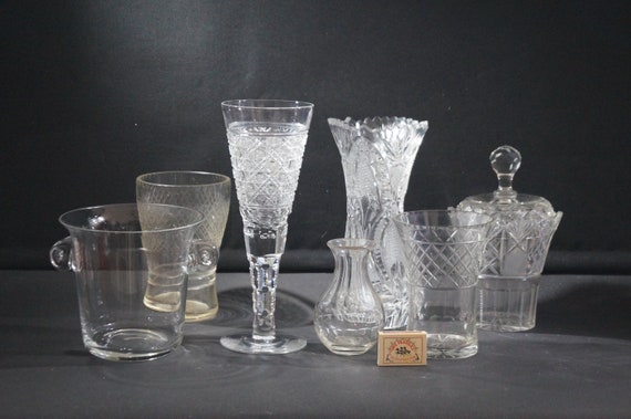 Seven chrystal vases