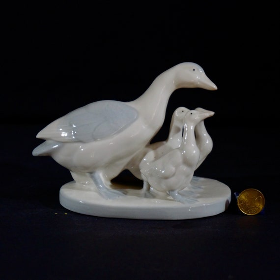 Vintage porcelain goose figurine, Porcelain Bird Statue, Goose Figure Collectable, hand painted,