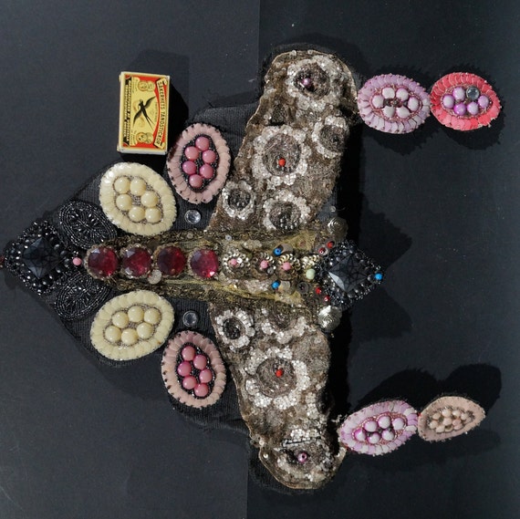 Beaded breastplate Origin Himalaya Glass, metal, shells, Cotton
