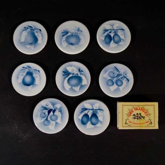 Fruits on sample plates Germany
