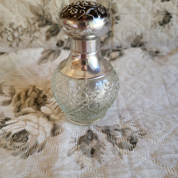 Vtg Avon Elusive Perfume Bottle with Silver Topper