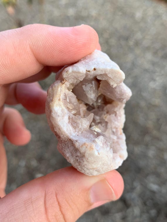 ピンクアメジストクォーツジオード アルゼンチン産鉱物標本 - Etsy 日本