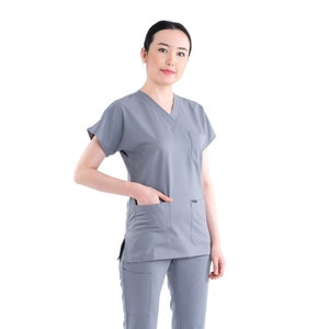 Comfortable Cloud Grey Nurse Scrub Set, Nurse Uniform, Custom Scrub, Nurse Uniform Dress, Medical Scrub For Woman, Light Scrub Set, BT1003LV
