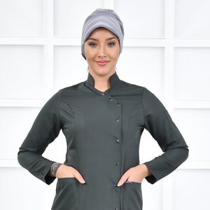 Haut à récurer uniquement, Uniforme d&#39;hygiéniste dentaire kaki foncé, Robe de récurage, Uniforme d&#39;infirmière thérapeute, Uniforme d&#39;hôpital pour femmes, KRVZ1009-TOP