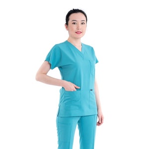 Soft Turquoise Green Nurse Scrub Set, Nurse Uniform, Custom Scrub, Nurse Uniform Dress, Medical Scrub For Woman, Light Scrub Set, BT1011LV