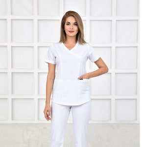 Personalized Embroidered Optic White Scrub for Medical Professional, Scrub Uniform, Nurses Scrub, Medical Outfit, Scrub Set, GRN1022
