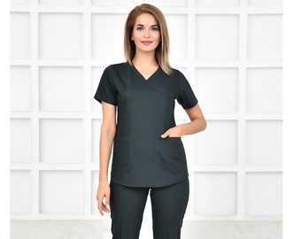 hunter green scrub dress Medline ComfortEase Step-In Scrub Dresses - DBD-DRESS, SCRUB, STEP-IN,  2PKT, CE, EVRGRN, 3 main image 1