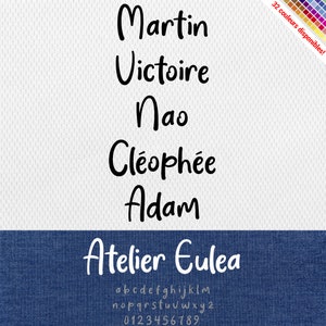 以下が含まれることがあります： 「Martin」、「Victoire」、「Nao」、「Cléophée」、「Adam」の名前が黒の手書きフォントでデザインされたグラフィック。 下には、白い筆記体フォントで「Atelier Eulea」というテキストが表示されています。 カラーパレットが右上隅に表示されています。