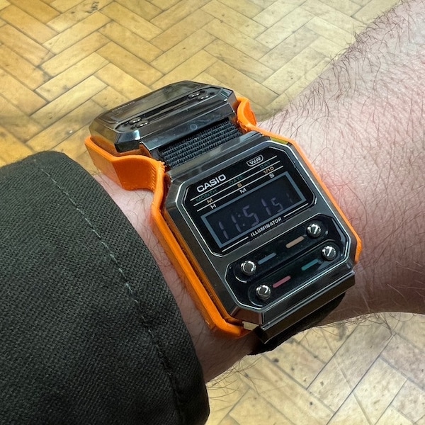 Alien Nostromo Samani E125 3D Printed Custom Casio Watch Prop Casio A100 F100