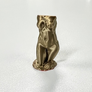 Fleabag Badge Inspired Statue Bust Golden Women&#39;s Body Figure