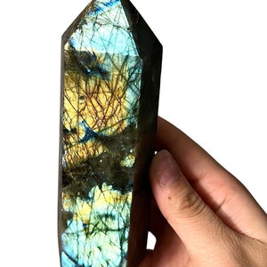 AAA Labradorite Tower, labradorite point, Madagascar labradorite, natural labradorite, large labradorite, flashy labradorite, large crystals