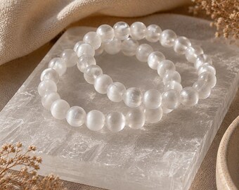 Selenite Bracelet, Selenite beaded bracelet, selenite crystal bracelet, selenite, cats eye selenite, crystal bracelets, crystal jewelry