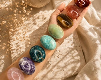 Chakra palm stone set, crystal set, chakra crystal set, crystal gift set, palm stone set, palm stones, set of 8 stones.