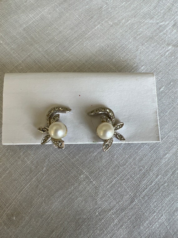 Gorgeous Marvella Clip-on Costume Pearl Earrings - image 2