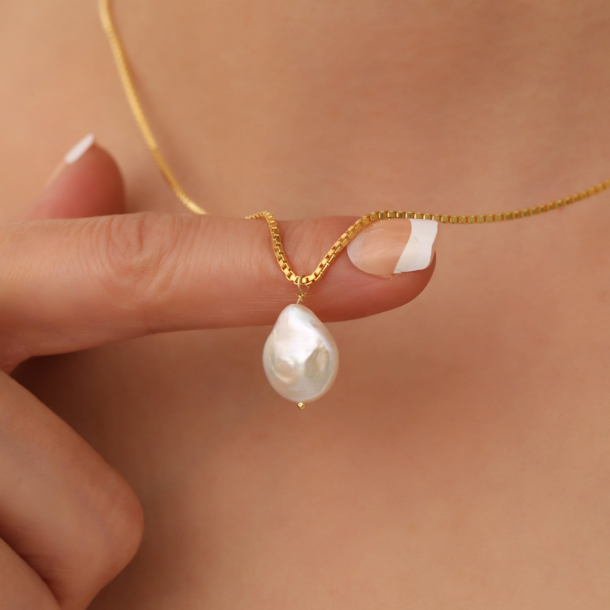 ネックレス・ペンダント [Ostkaka] Baroque Pearl Necklace Gold Baroque Pearl Pendant Necklace Box Chain Irregular Pearl