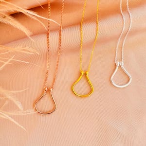 Ring Holder Necklace Horseshoe Thick Chain Option Horse shoe Ring Holder Necklace Wedding Ring Holder Pendant Engagement Ring Keeper