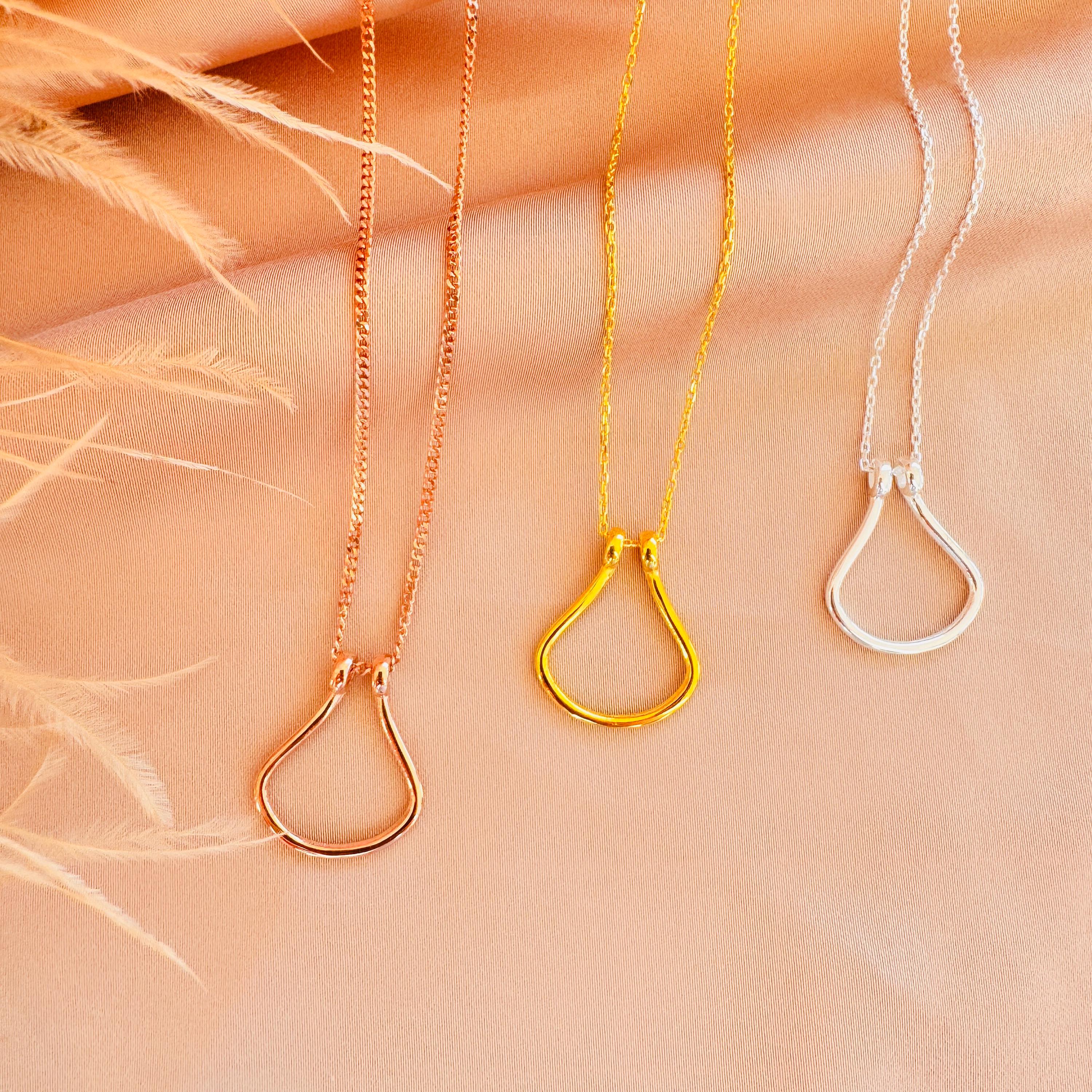 Ring Holder Necklace Horseshoe Thick Chain Option Horse shoe Ring Holder Necklace Wedding Ring Holder Pendant Engagement Ring Keeper