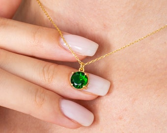 Emerald Green Chocker Necklace Emerald Beaded Necklace Round Emerald Choker May Birthstone Necklace Bridesmaid Gift Green Emerald Choker