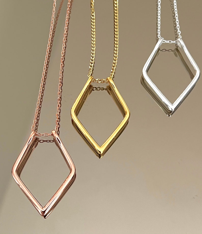 Geometric Ring Holder Necklace Thick Chain Options Ring Size For 3-11 Surgeon Gift Christmas Gift Engagement Ring Keeper Wedding Ring Holder 画像 3