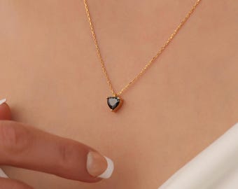 Dainty Black Onyx Heart Necklace Black Onyx Pendant Black Gemstone Jewelry Trendy Layering Jewelry Best Friend Gift Christmas Gift