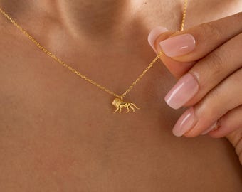 Tiny Lion Necklace 925 Sterling Silver, Minimalist Leo Zodiac Pendant, Dainty Lioness Charm Jewelry