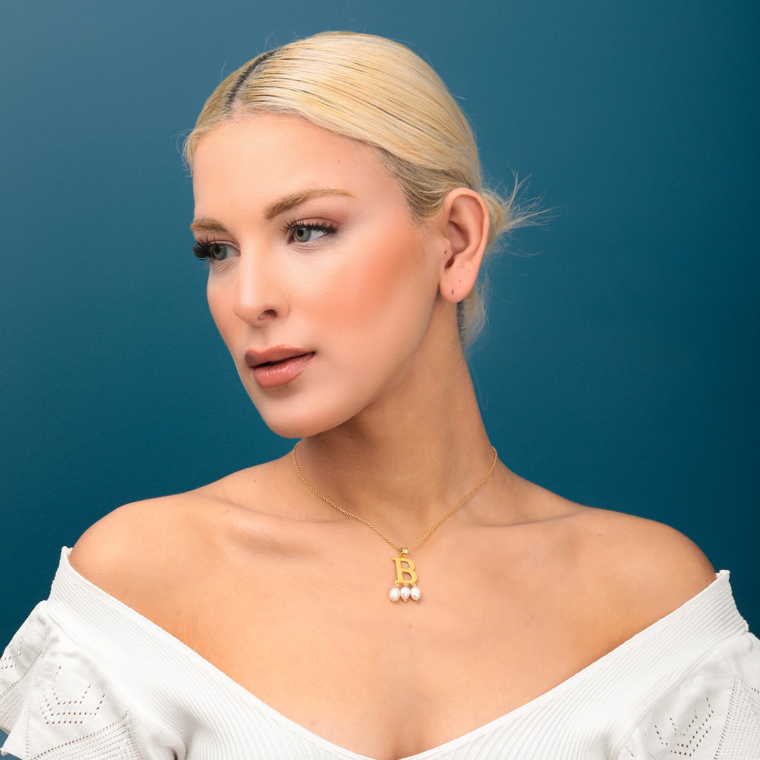 14Kゴールド スターリングシルバー 横向き イニシャルネックレス A-Z ペンダント ラージまたは上品なゴールドレターネックレス 14Kゴールド  スターリングシルバー 横向き イニシャルネックレス A-Z ペンダント ラージまたは上品なゴールドレターネックレス ネックレス ...