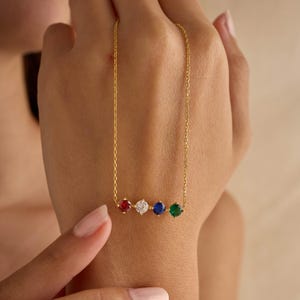 Collier de famille en or avec pierres de naissance : cadeau pour maman, collier personnalisé en argent