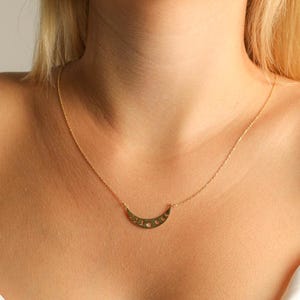 Dainty Moon Phase Necklace Crescent Moon Waxing Moon Waning Moon Mother Day Gift Full Moon Celestial Necklace Gift For Her