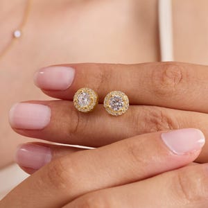 Zircon Wedding Jewelry Sterling Silver Pave Halo Stud Earrings