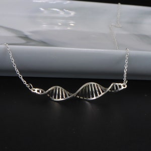 DNA Science Molecule Necklace Men&#39;s Valentine&#39;s Day Gift Double Helix Pendant Gift For Her Bridesmaid Mom Rose Gold Silver Plated For Her