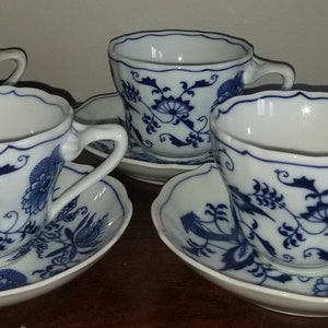 Lot of 13 Blue Danube Blue & White (8) Cups and (4) Saucers + Teapot