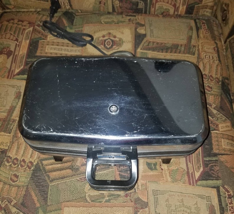 Vitantonio Model 550 Belgian Waffler Waffle Maker Etsy