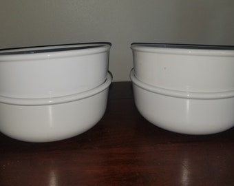 Set of 4 Corning Ware Grab-it Bowls