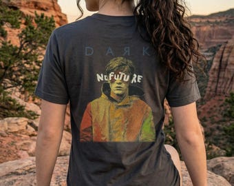 Dark Sci-Fi Mystery Series T-shirt: Baran bo Odar, Louis Hofmann, Gina Stiebitz Merch