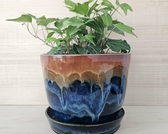 Canyon Ridge Ceramic Planter with Saucer – Handmade Stoneware Plant Pot – Wheel Thrown Pottery Planter – Indoor Plant Pot