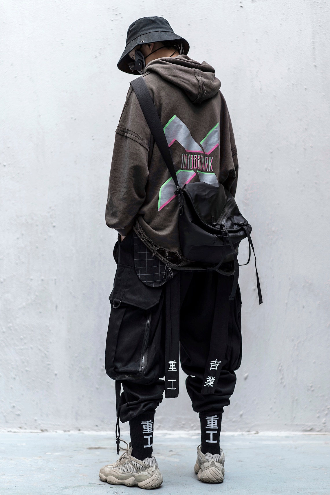 techwear cargo