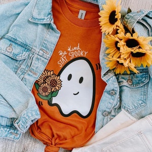 Be Kind Stay Spooky T-Shirt, Graphic Tee, Teacher Tee, Oversized, Fall, Spooky Season, Autumn, Ghost, Ghosty, Cute Tee, Kindness