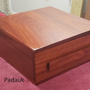 Scatola per carte collezionabili in legno fatta a mano (3 file)